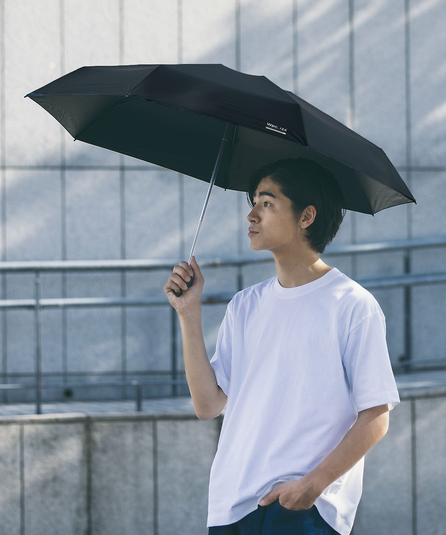 IZA(イーザ)【大きめ&コンパクト】LARGE&COMPACT ラージ＆コンパクト