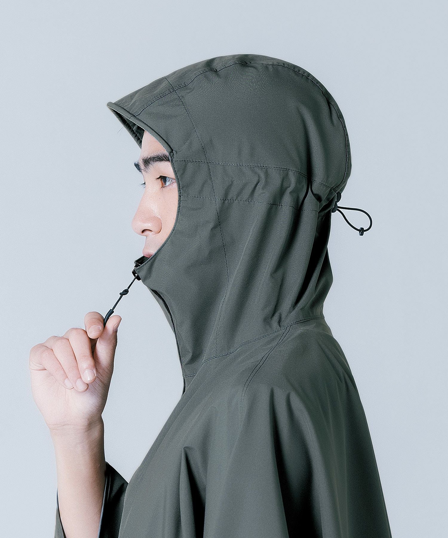 未使用　SYSORUS ベルテッドプレーンポンチョMOCHA GRAY IZA(イーザ)【レインポンチョ】RAINBREAKER PONCHO レインブレーカー