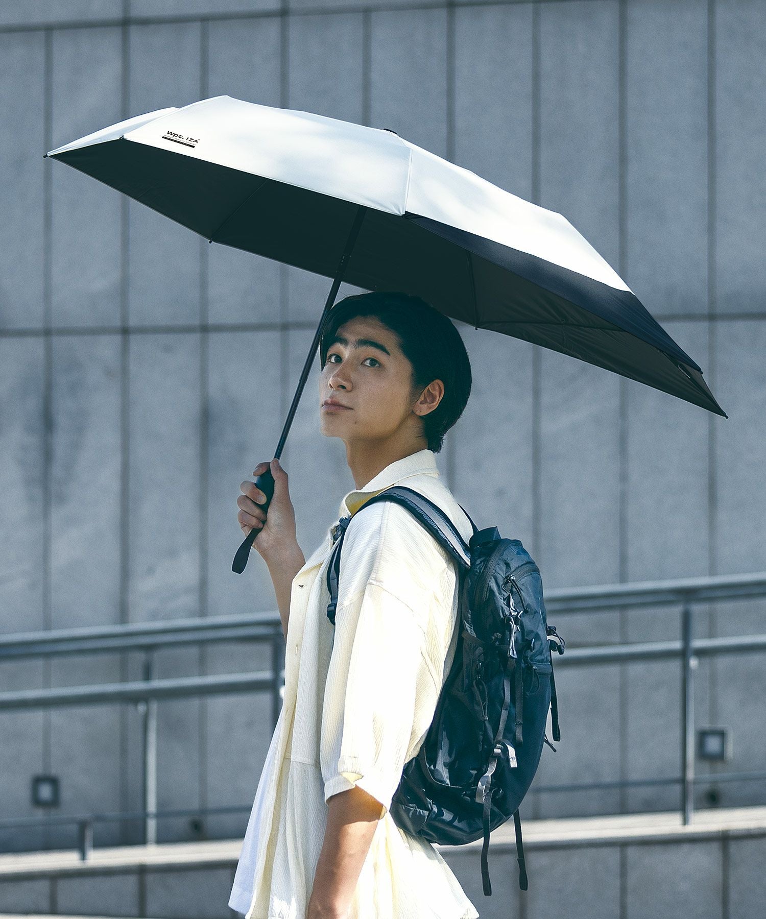 IZA(イーザ)【バックパックガード】BACKPACK GUARD 日傘 折りたたみ